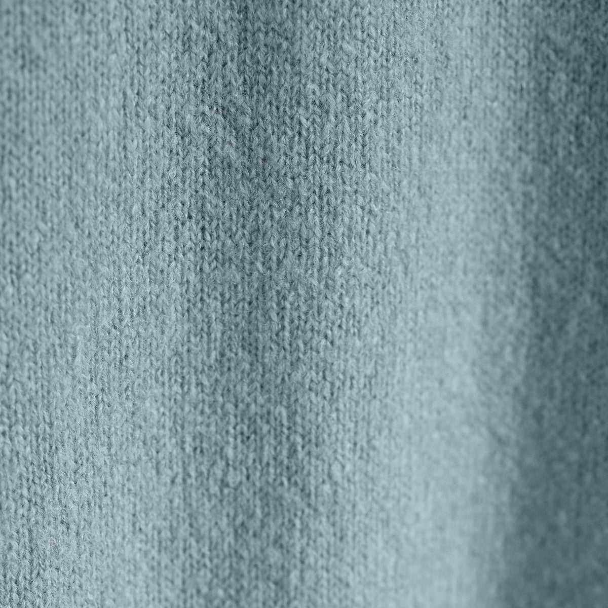 Lightweight Textured Cashmere Crew in Azure | James Perse Los Angeles