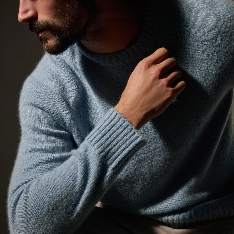 Lightweight Textured Cashmere Crew in Azure | James Perse Los Angeles