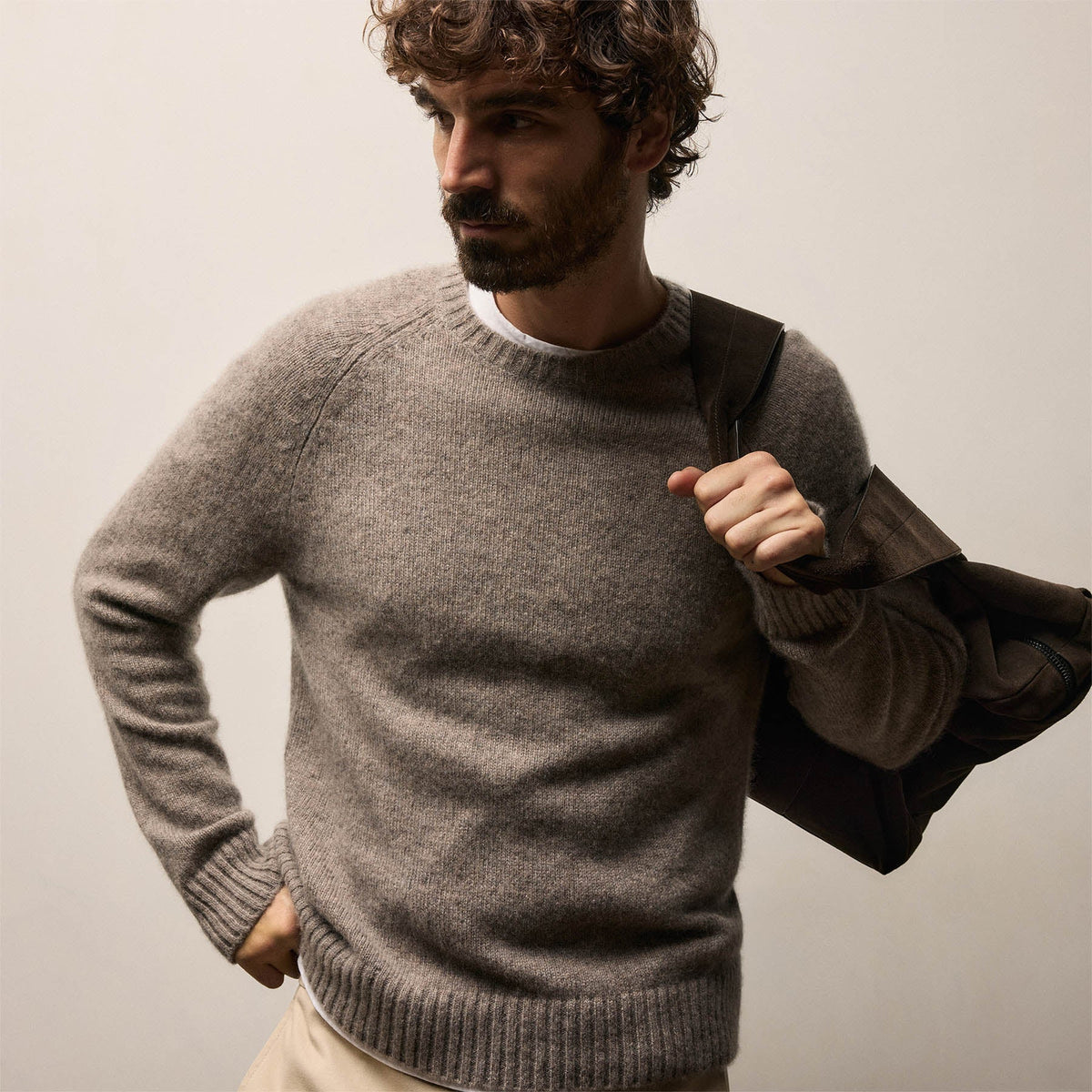 Men's Lightweight Textured Cashmere Crew Gift Set In True Black/Beige Melange | James Perse Los Angeles
