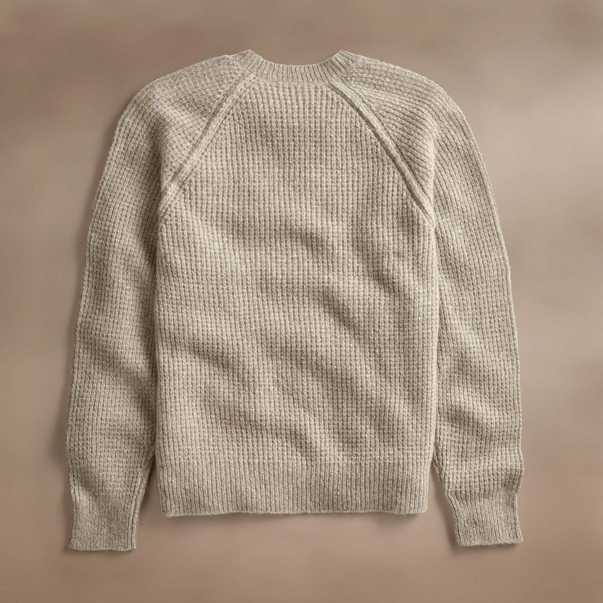 Cashmere Knit Raglan Crew in Hazel | James Perse Los Angeles