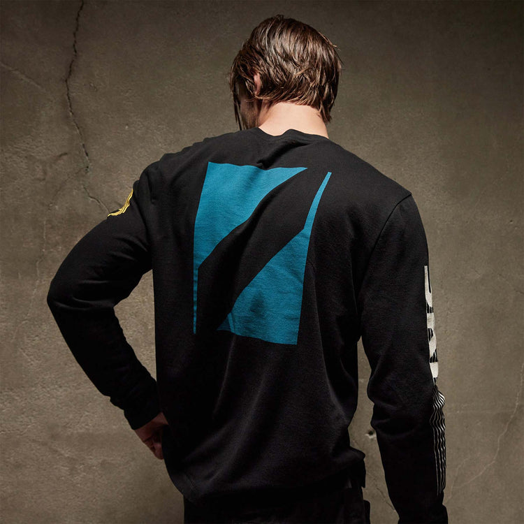 Long Sleeve Ski Patrol Graphic in Black | James Perse Los Angeles