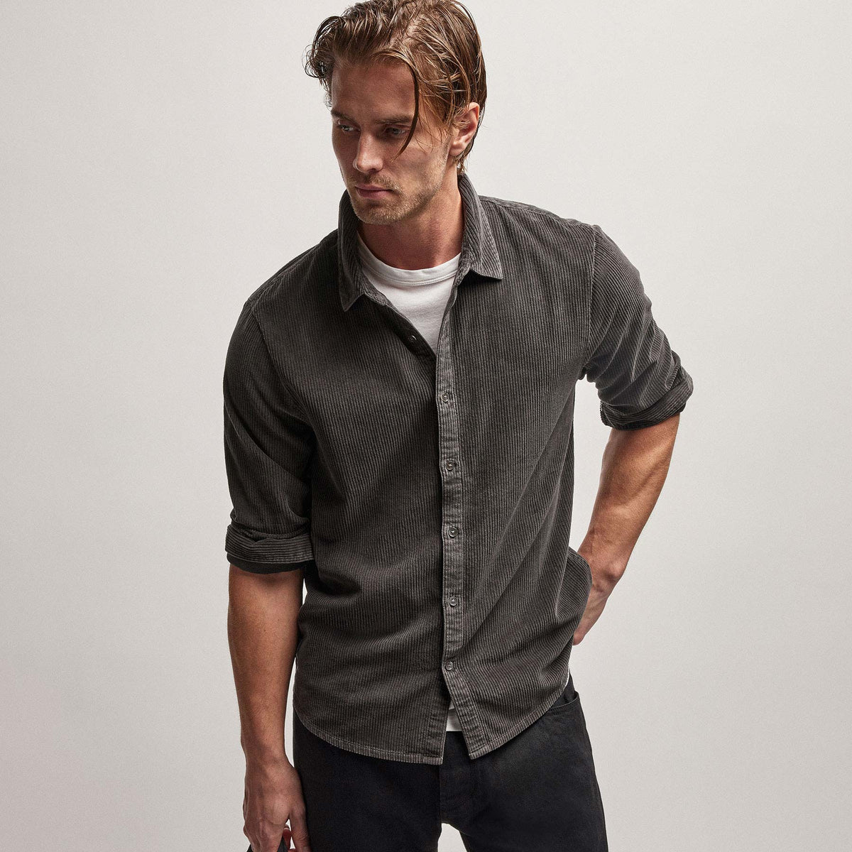 Corduroy Shirt in Magma Pigment | James Perse Los Angeles