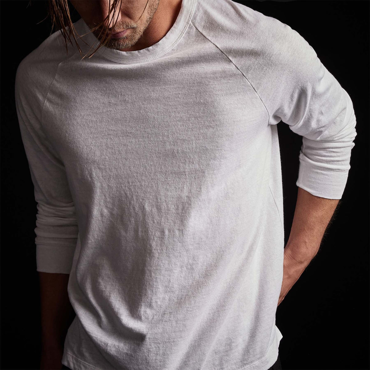 Soft Slub Jersey Raglan Shirt in White | James Perse Los Angeles 