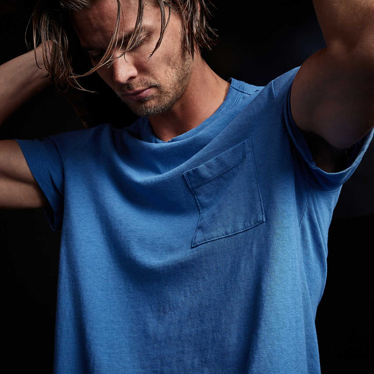 Soft Slub Jersey Short Sleeve Pocket Tee in Electric Blue | James Perse Los Angeles 