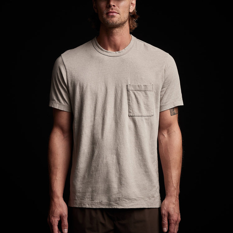 Soft Slub Jersey Short Sleeve Pocket Tee in Silt | James Perse Los Angeles 