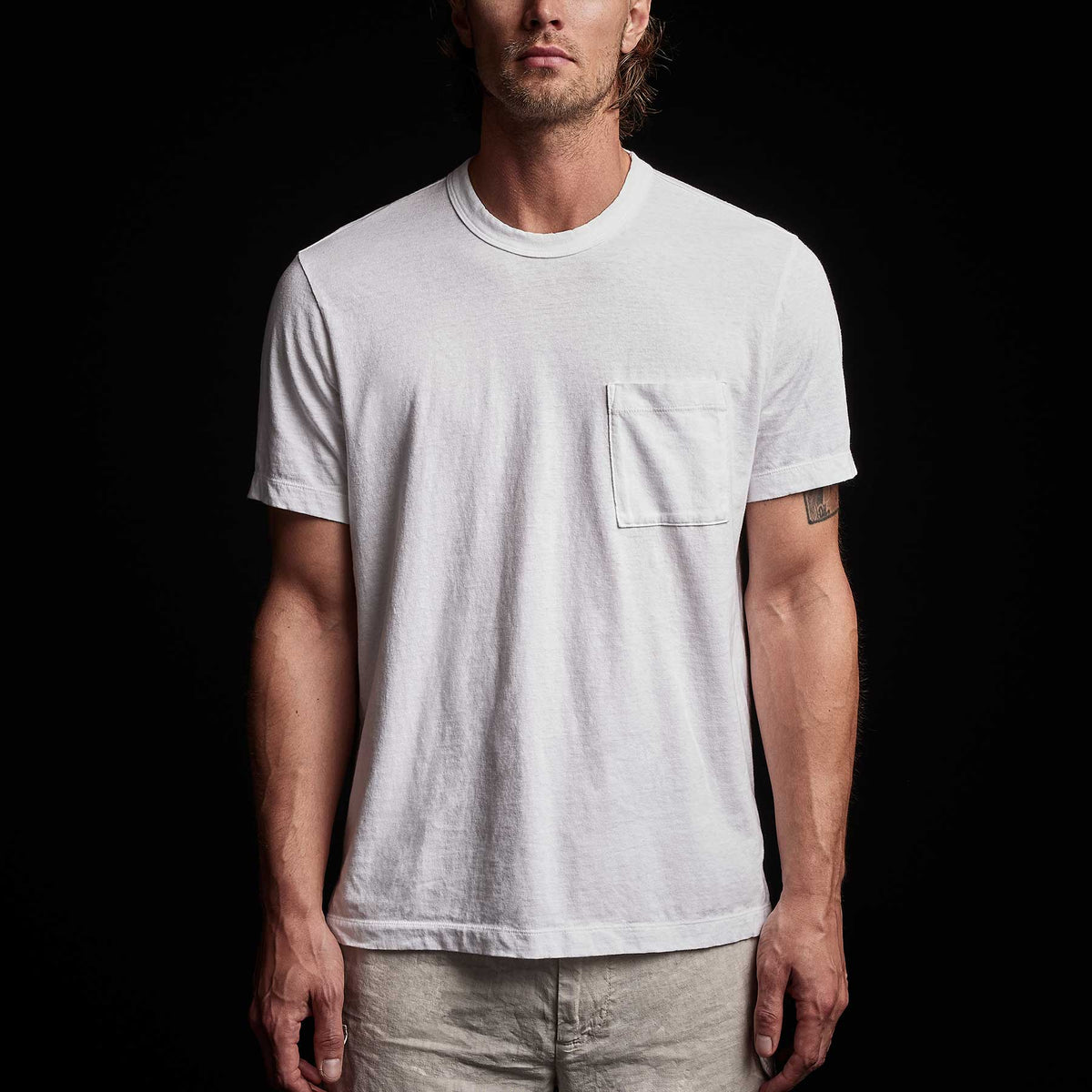 Soft Slub Jersey Short Sleeve Pocket Tee in White | James Perse Los Angeles 