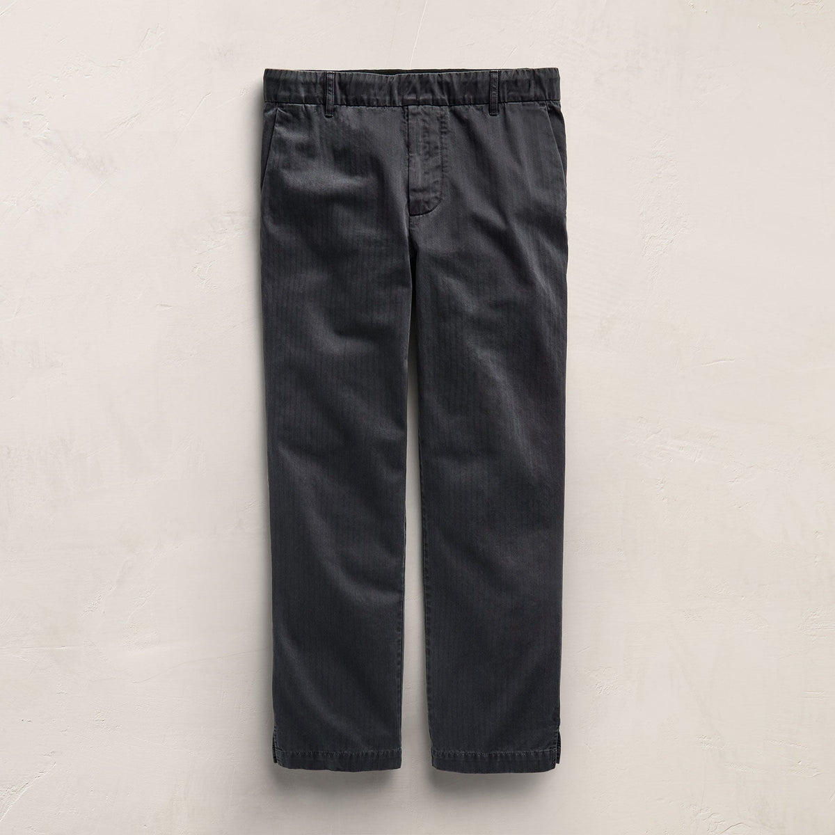 Hrngbn Twill Prfmnc Trouser in Blue Noir Pigment | James Perse Los Angeles