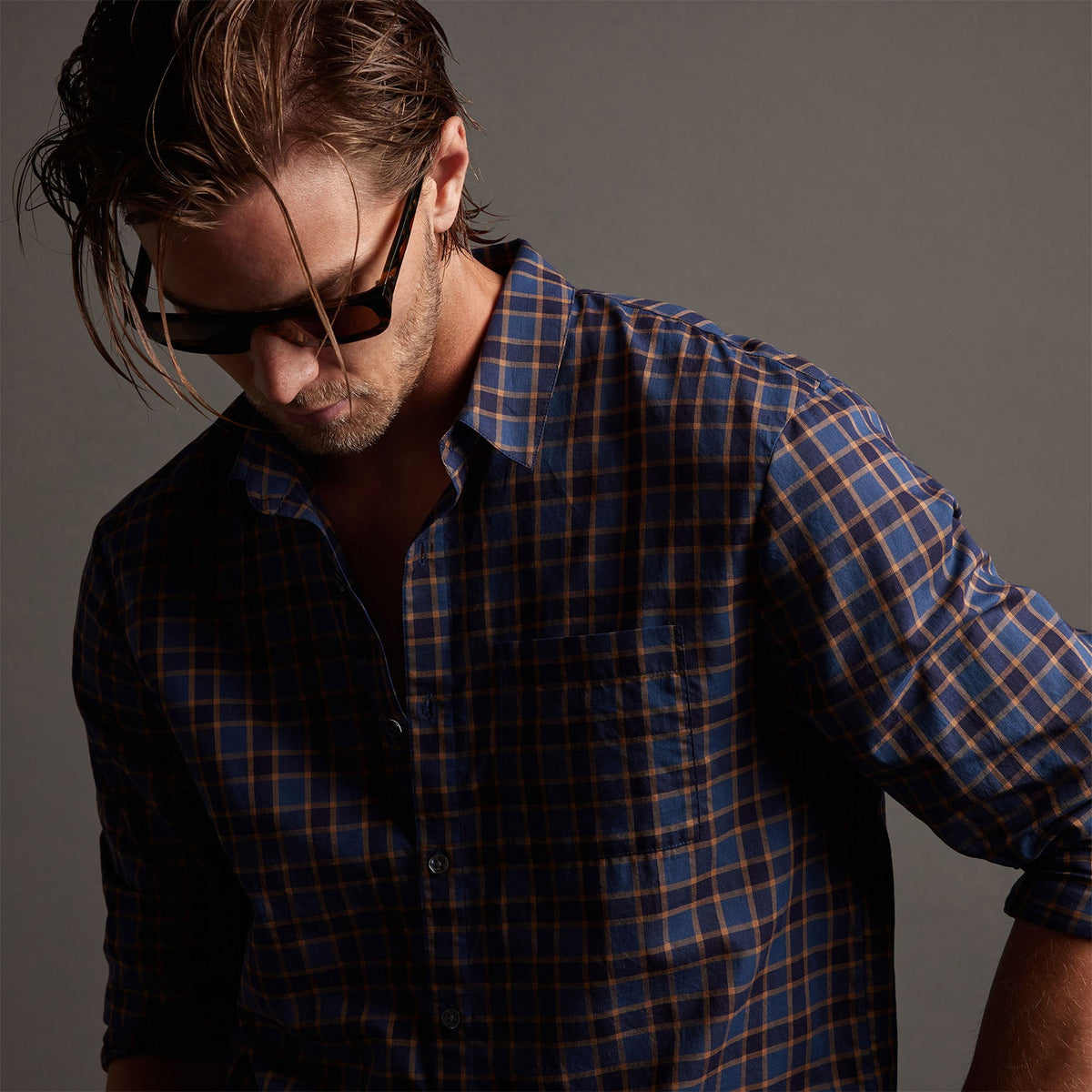 Cotton Plaid Shirt in Maine/Navy | James Perse Los Angeles