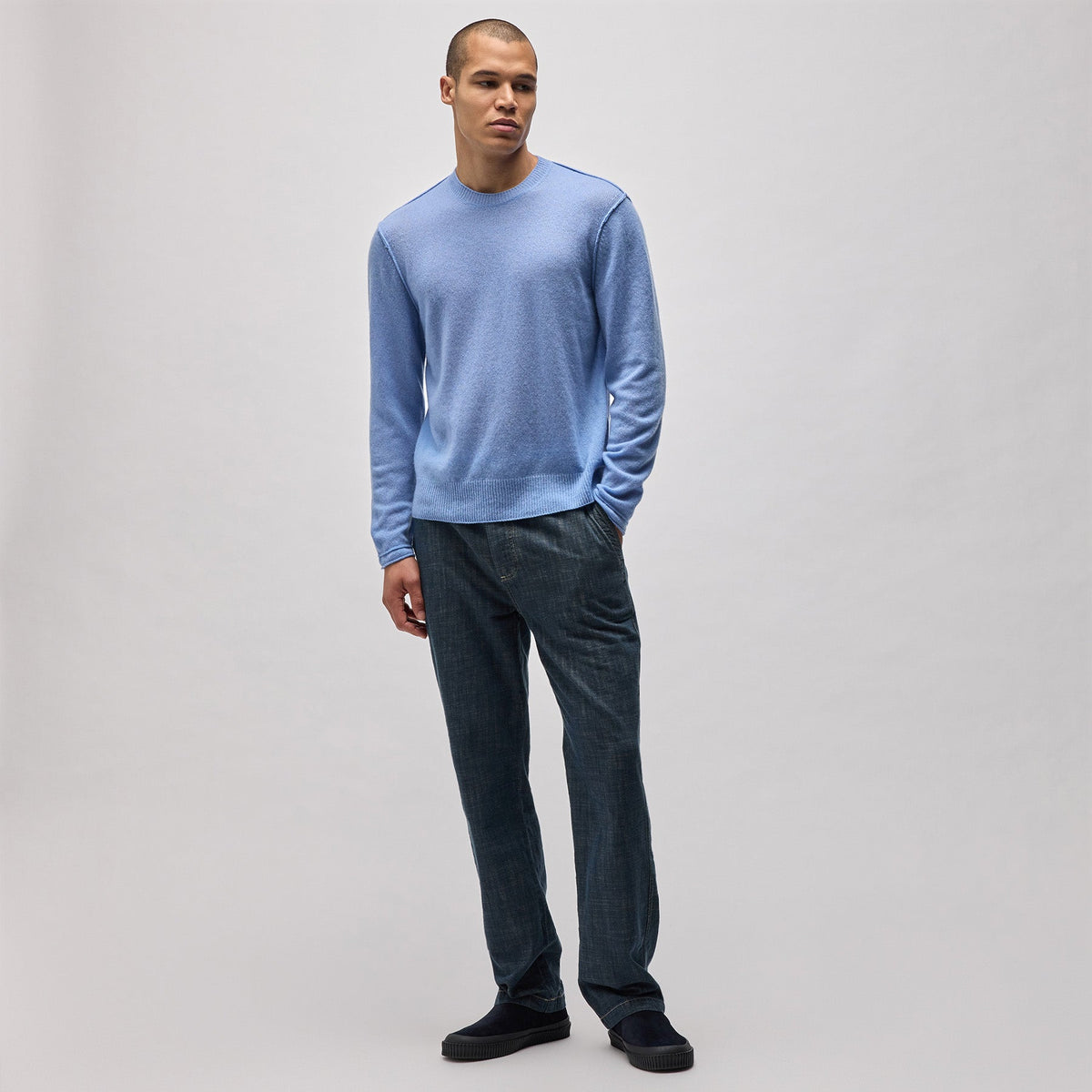 Soft Featherweight Cashmere Crew in Coast | James Perse Los Angeles
