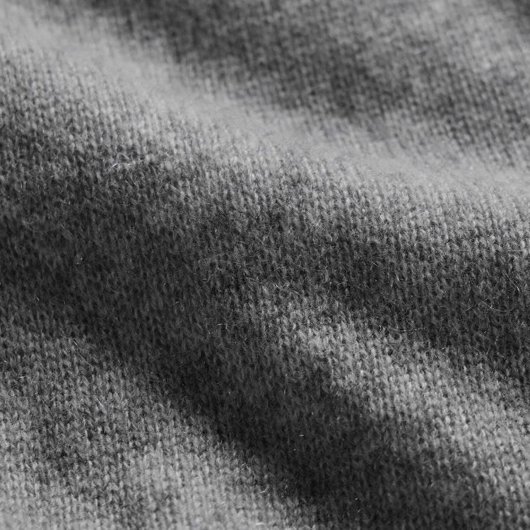Soft Featherweight Cashmere V Neck in Mid Heather Grey | James Perse Los Angeles
