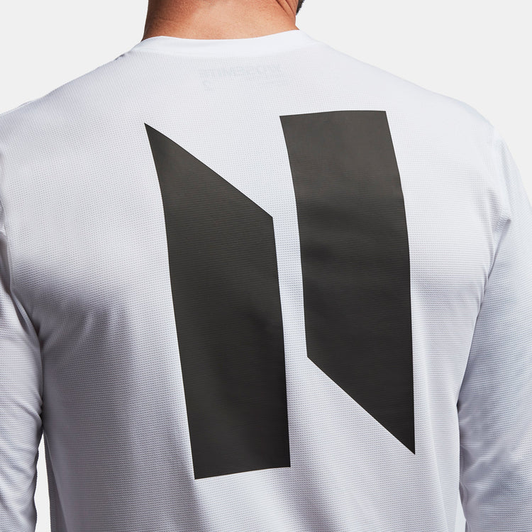 Y/OSEMITE Performance Ski Graphic Crew In White | James Perse Los Angeles