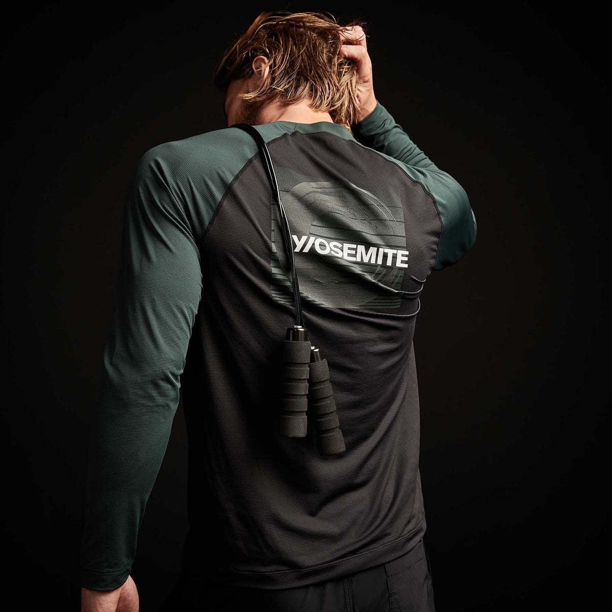 Y/OSEMITE Colorblock Performance Raglan In Black/Bamboo | James Perse Los Angeles