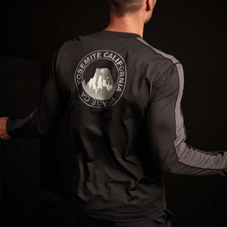 Y/OSEMITE California Graphic Tee - Black/Slate | James Perse Los Angeles