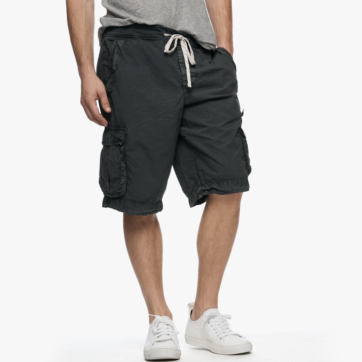 Cargo Short W/Embroidery in Carbon Pigment | James Perse Los Angeles