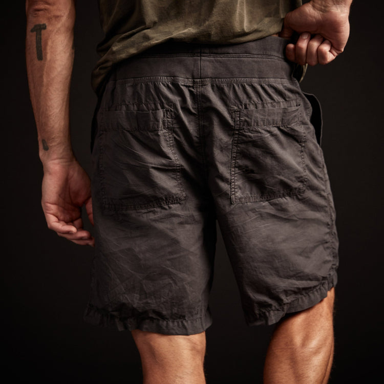 Mixed Media Parachute Poplin Short In Magma Pigment | James Perse Los Angeles