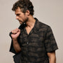 Palm Printed Shirt in Black/Light Olive Pigment | James Perse Los Angeles