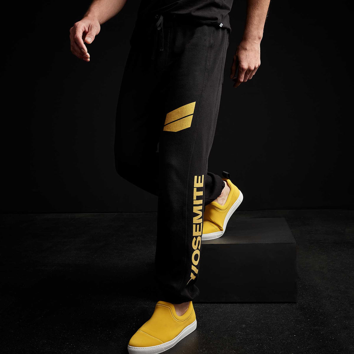 Y/OSEMITE French Terry Sweatpant in Black | James Perse Los Angeles