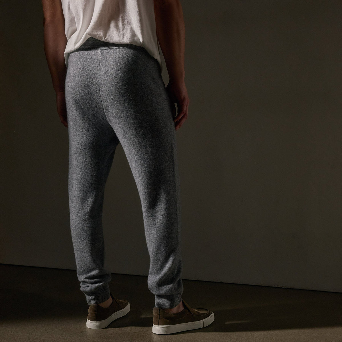 Recycled Cashmere Trucker Pant with Pockets  in Heather Grey | James Perse Los Angeles