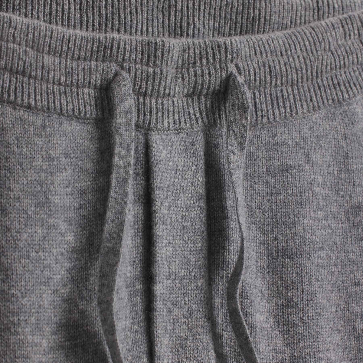 Recycled Cashmere Trucker Pant with Pockets in Heather Grey | James Perse Los Angeles