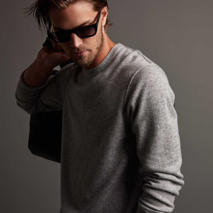 Recycled Cashmere Crew Neck Sweater in Light Heather Grey | James Perse Los Angeles