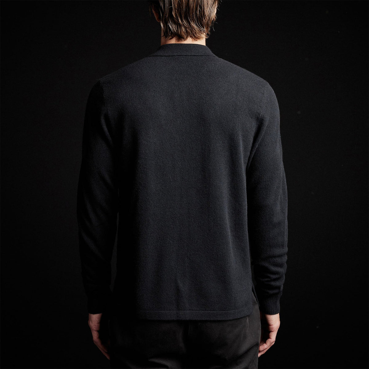 Cashmere Rugby Shirt in Black | James Perse Los Angeles