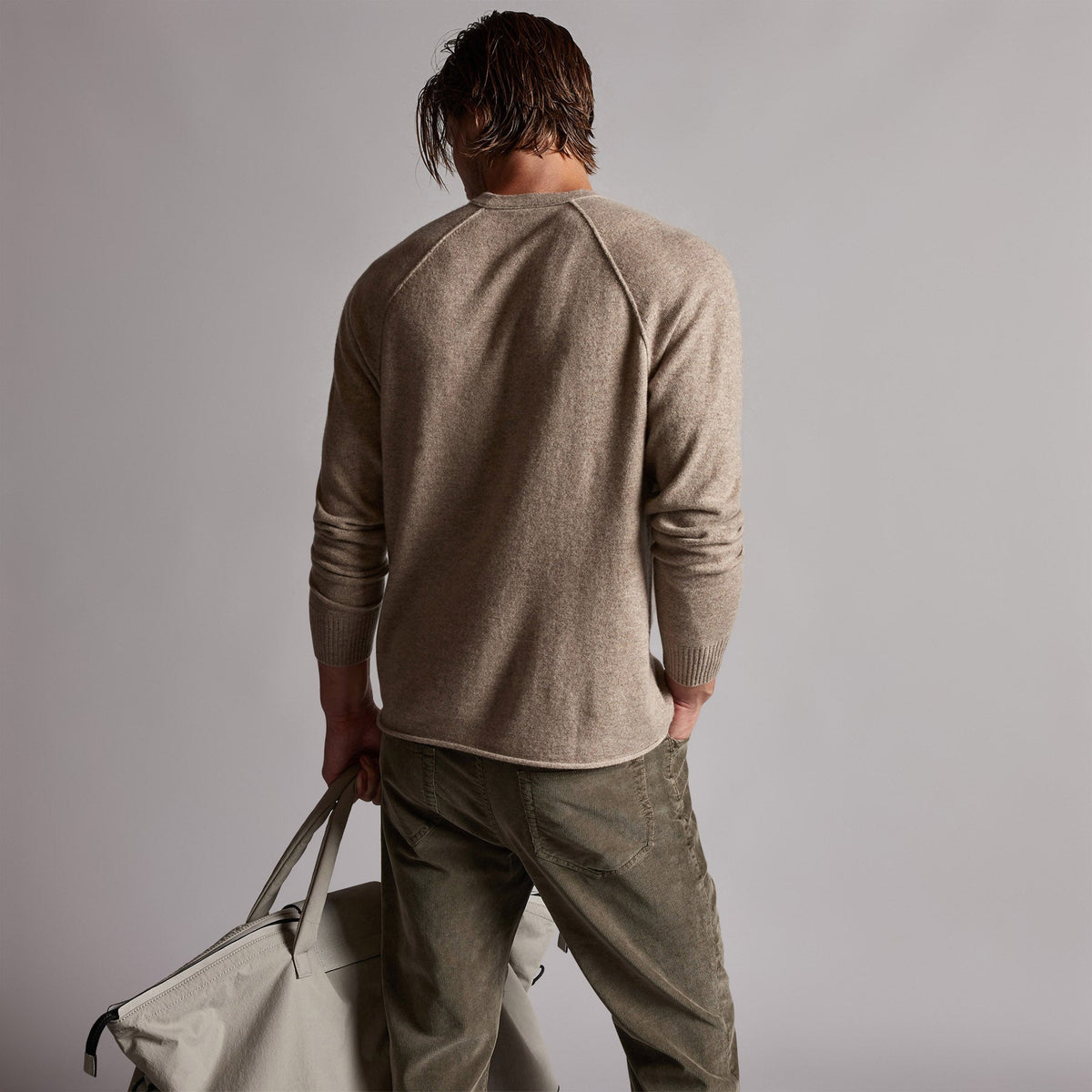 Recycled Cashmere Raglan in Coyote | James Perse Los Angeles
