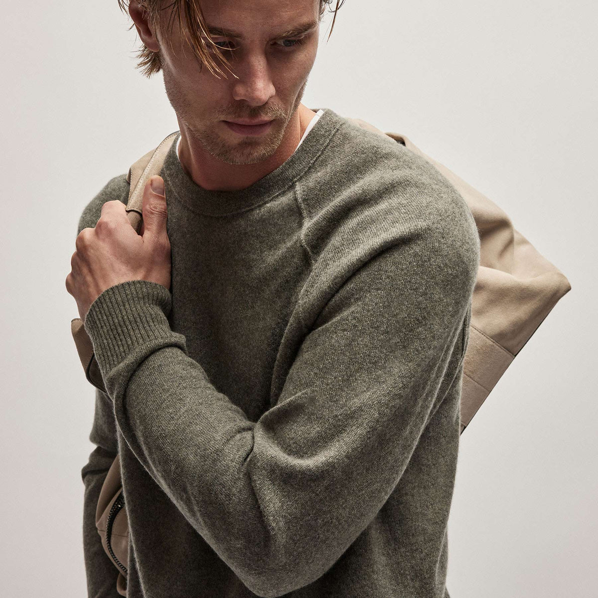Recycled Cashmere Raglan in Highland | James Perse Los Angeles