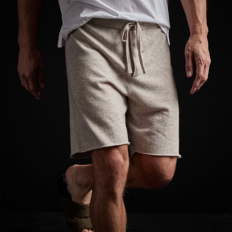 Cashmere Lounge Shorts in Stone | James Perse Los Angeles