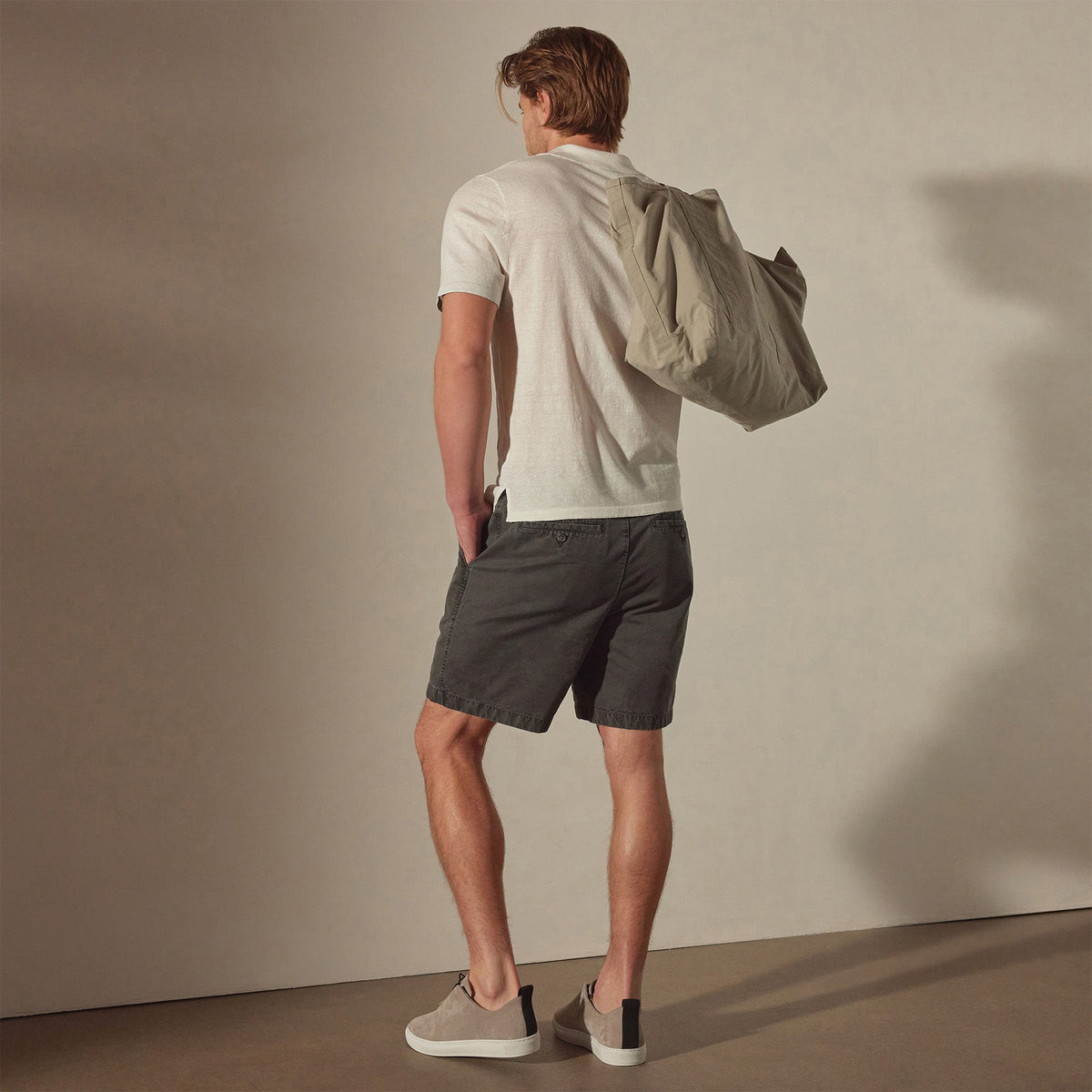 Relaxed Fit Work Short in Pipe Pigment | James Perse Los Angeles