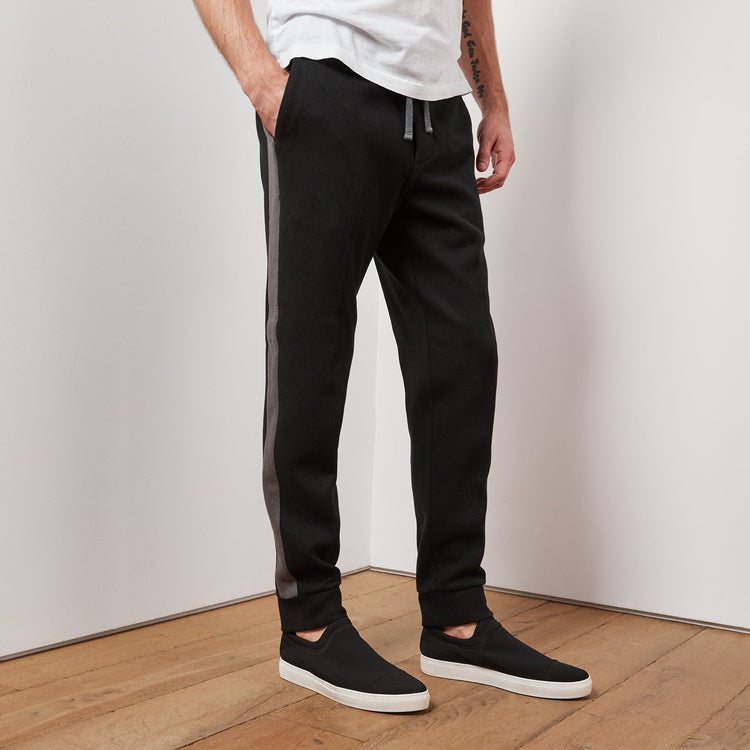 Collegiate Sweatpant  In Black/Carbon | James Perse Los Angeles