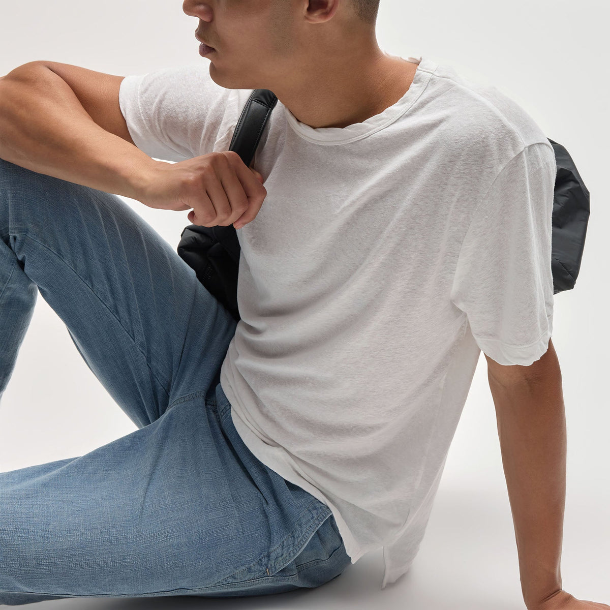 Recycled Cotton Jersey Crew in White | James Perse Los Angeles
