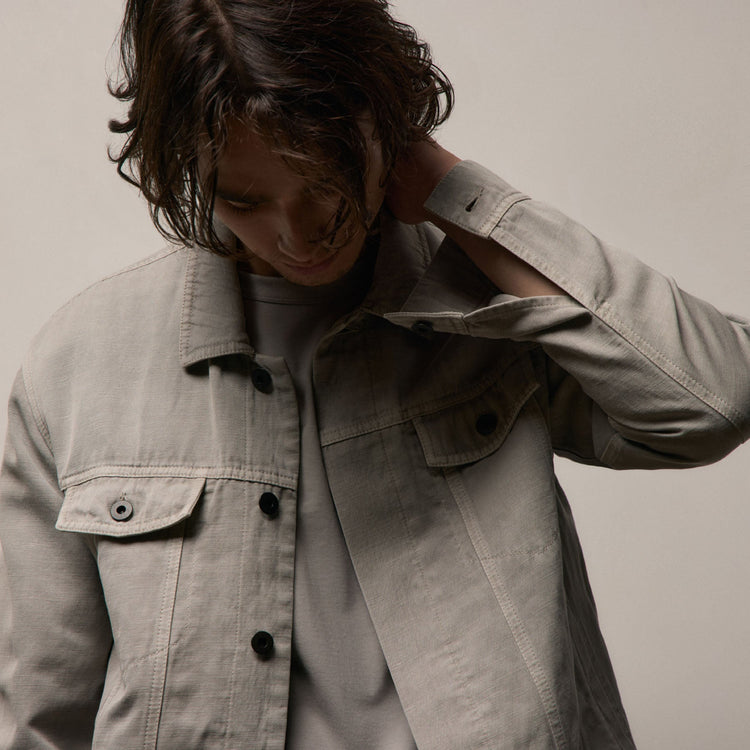 Cotton Linen Twill Trucker Jacket in Fog Pigment | James Perse Los Angeles