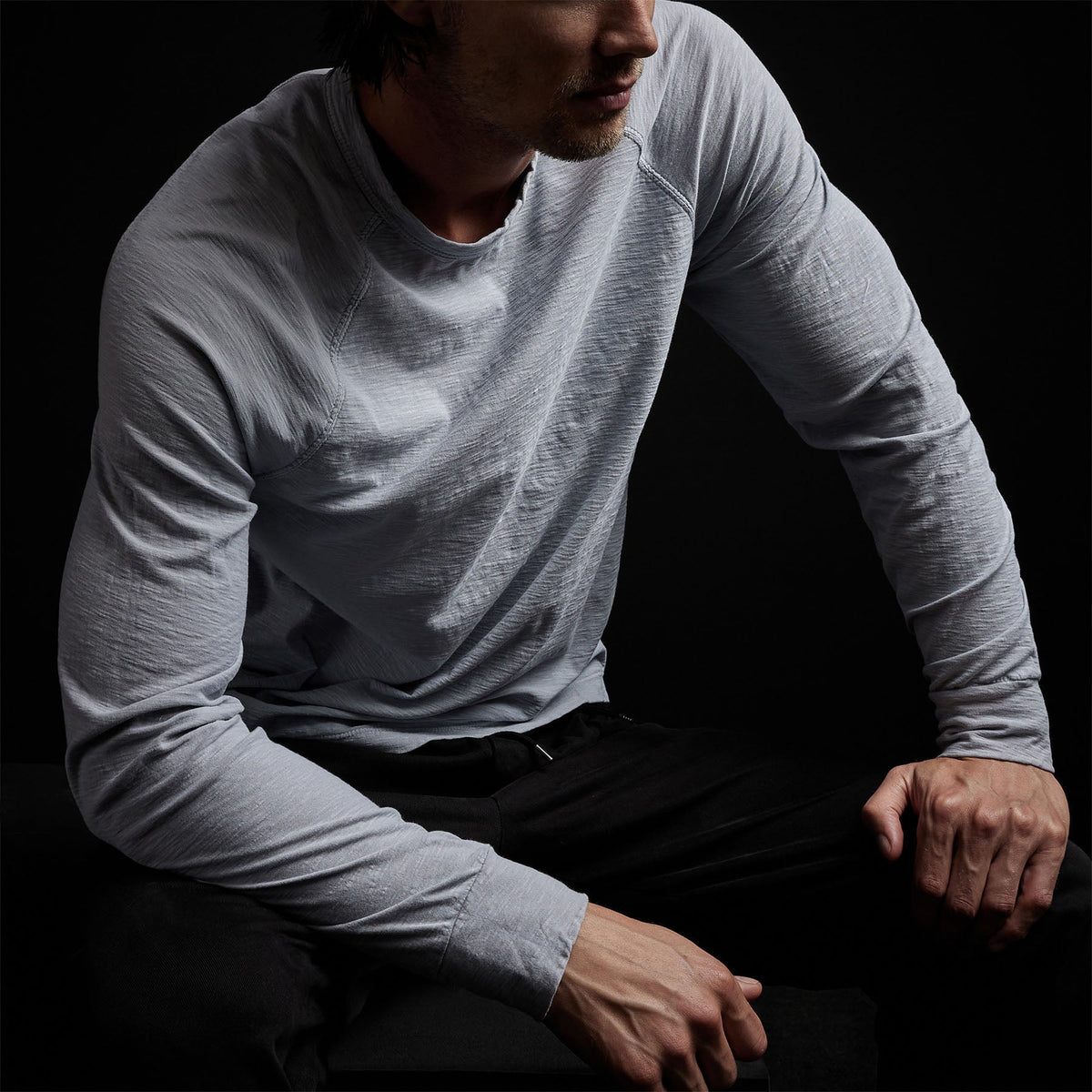 Inside Out Raglan Crew in Blue Fog Pigment | James Perse Los Angeles
