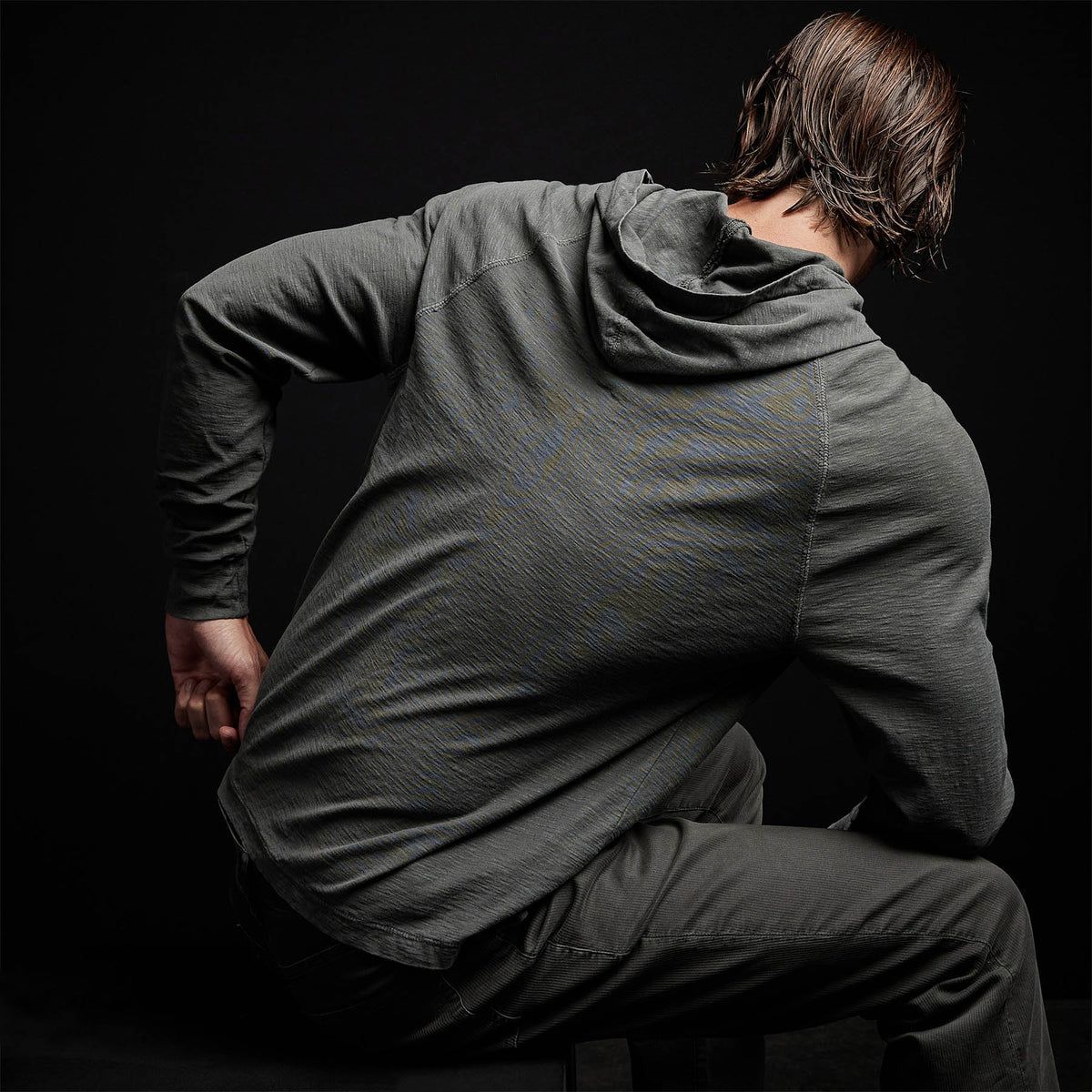 Inside Out Raglan Hoody in Fin Pigment | James Perse Los Angeles