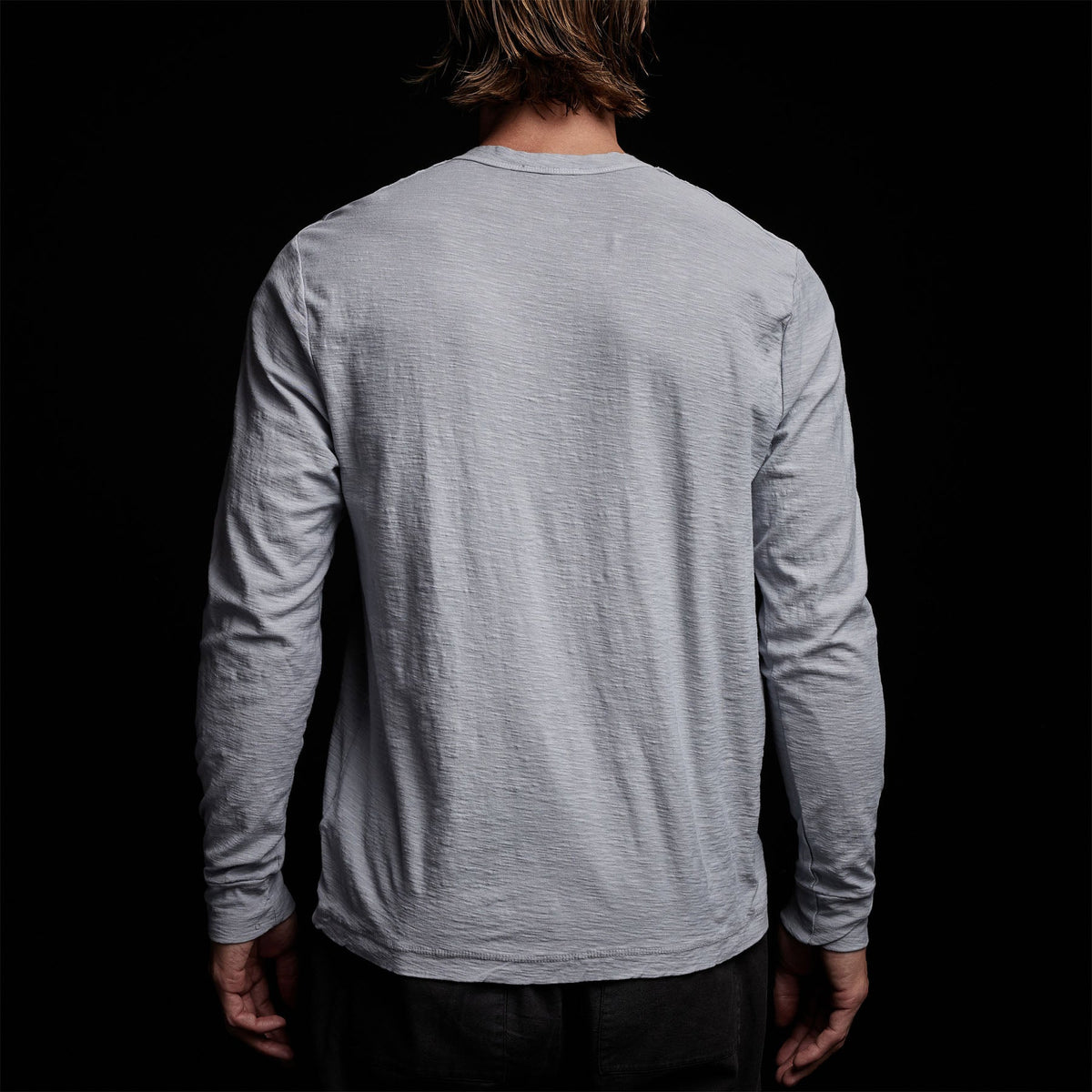 Inside Out Henley in Blue Fog Pigment | James Perse Los Angeles