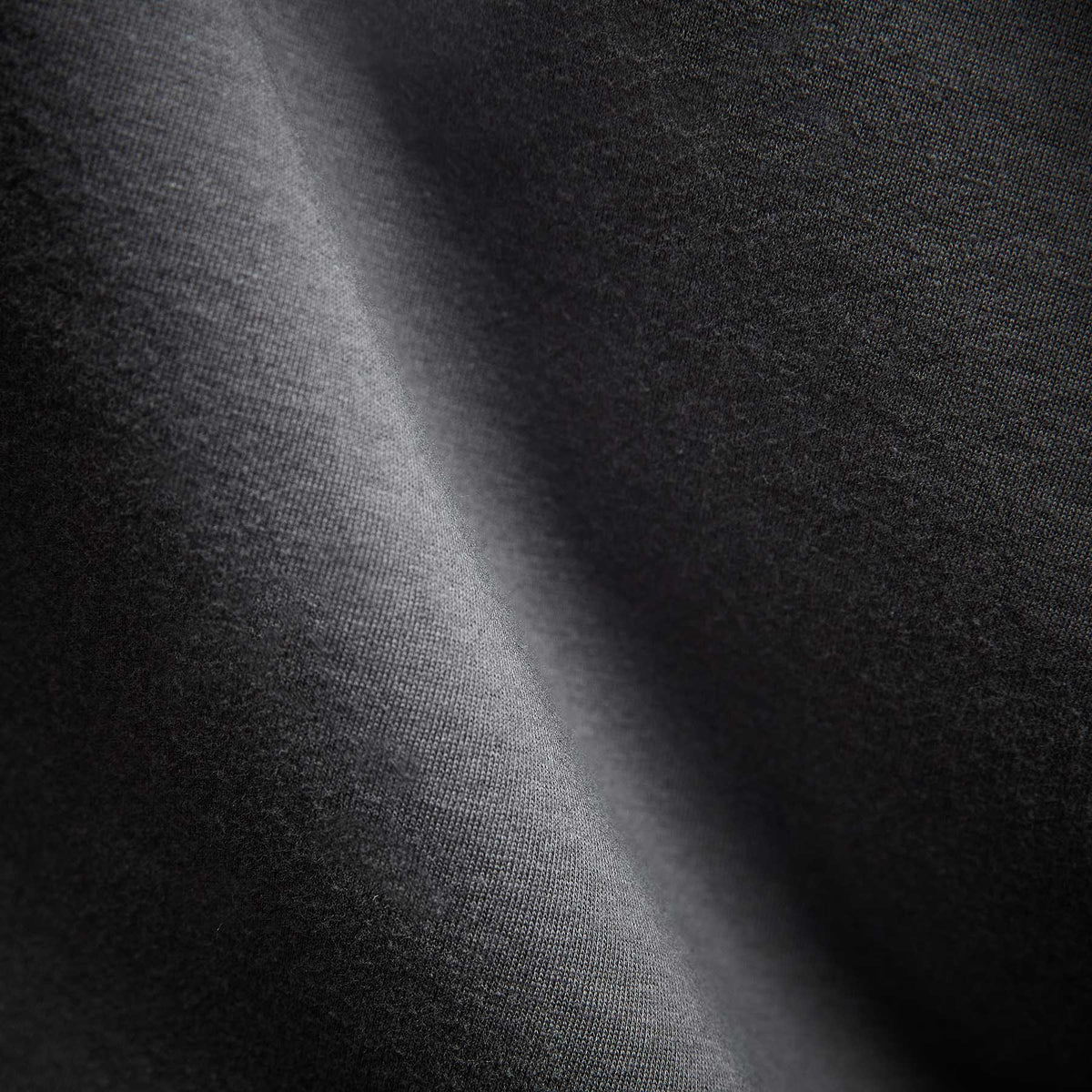 Feather Weight Terry Hoody in Iron | James Perse Los Angeles