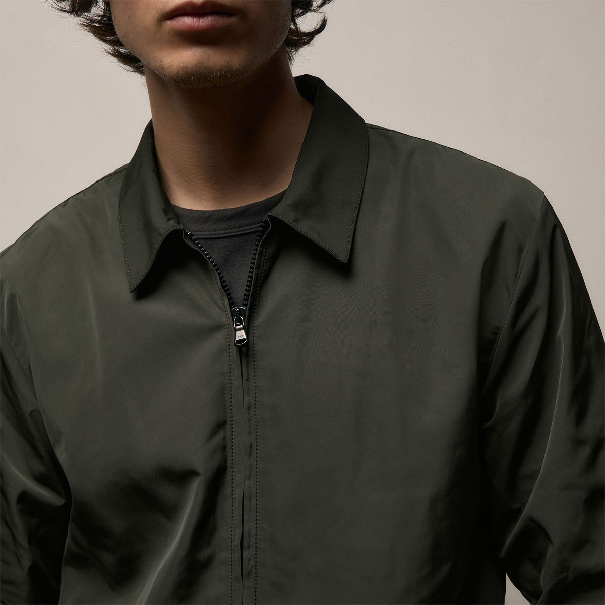 Recycled Twill Coach Jacket in Dark Olive | James Perse Los Angeles