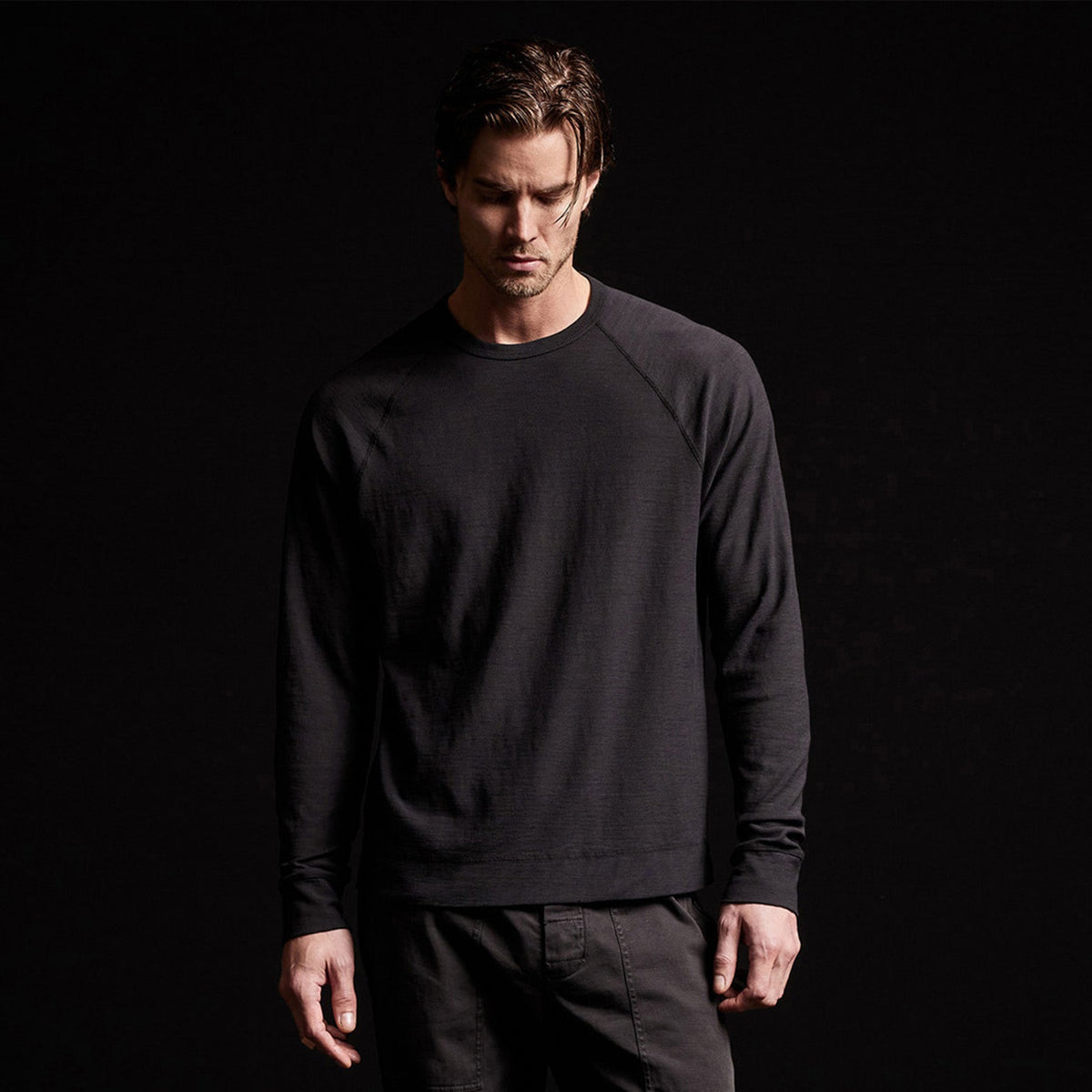 Zimbabwe Jersey Raglan Crew in Magma| James Perse Los Angeles