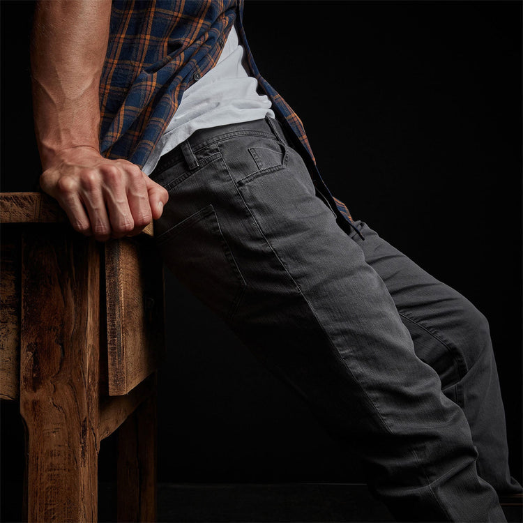 Slub Cotton Drill 5 Pocket Pan in Magma Pigment | James Perse Los Angeles