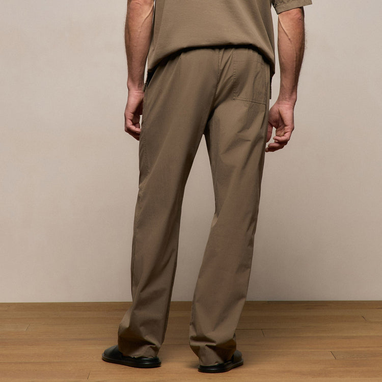 Stretch Poplin Drawstring Pant in Light Olive | James Perse Los Angeles