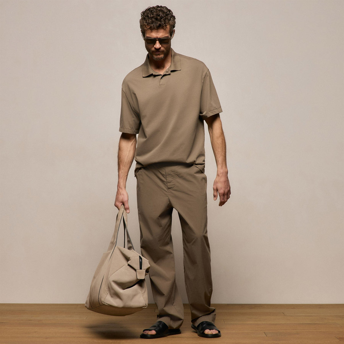 Stretch Poplin Drawstring Pant in Light Olive | James Perse Los Angeles