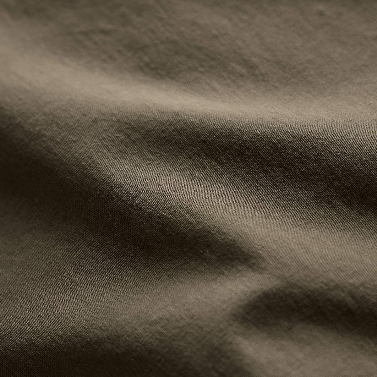 Stretch Poplin Drawstring Pant in Light Olive | James Perse Los Angeles
