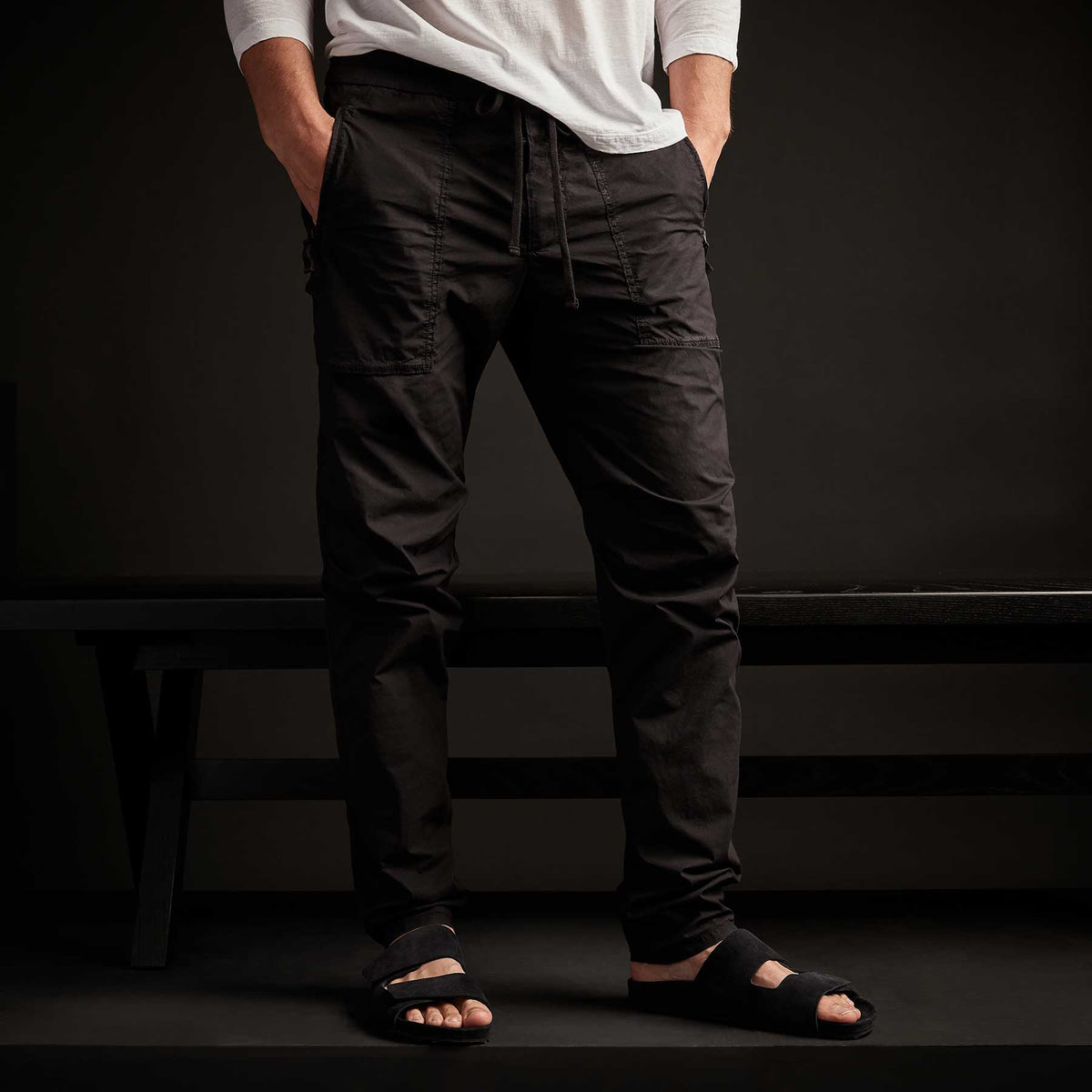 Stretch Poplin Zip Pocket Pant In Black | James Perse Los Angeles