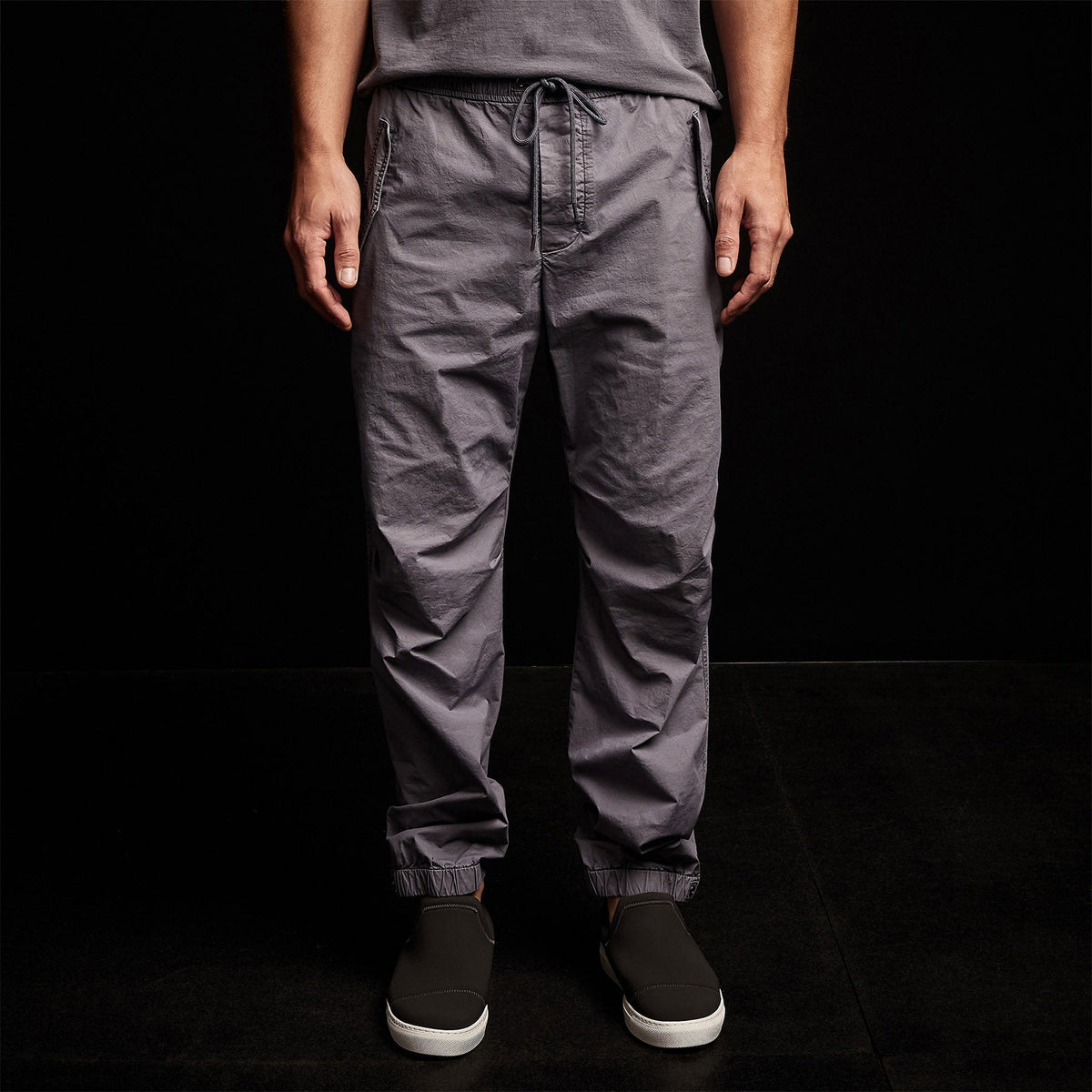 Parachute Flight Pant in Flannel Pigment | James Perse Los Angeles