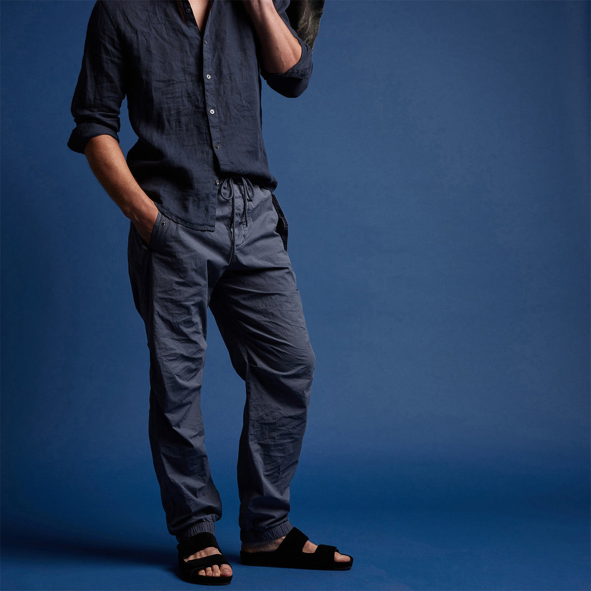 Parachute Flight Pant in Gravel Pigment | James Perse Los Angeles