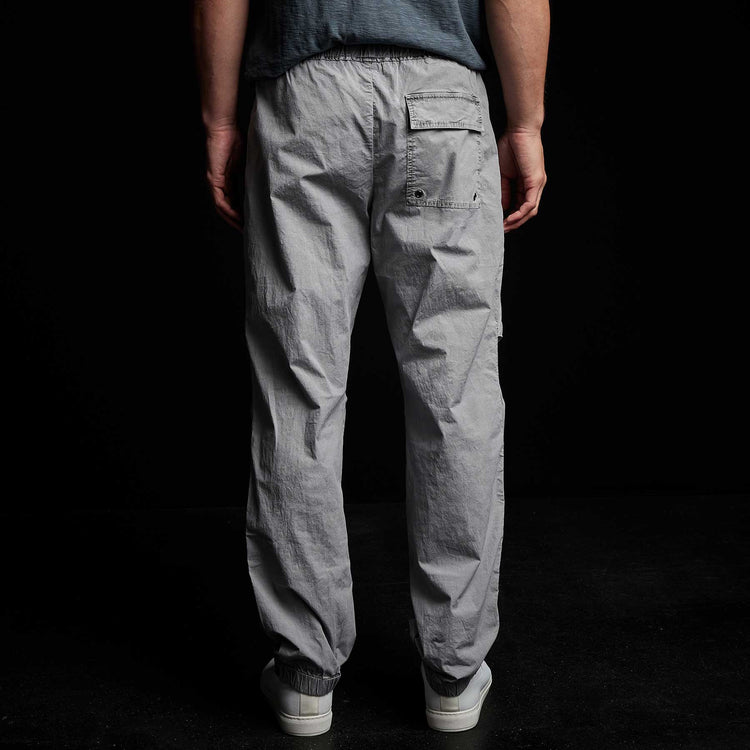 Parachute Flight Pant in Silver Grey Pigment | James Perse Los Angeles