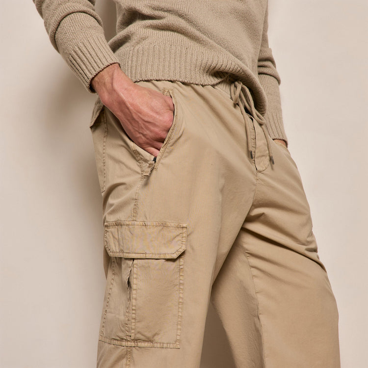 Parachute Poplin Cargo in Light Khaki Pigment | James Perse Los Angeles