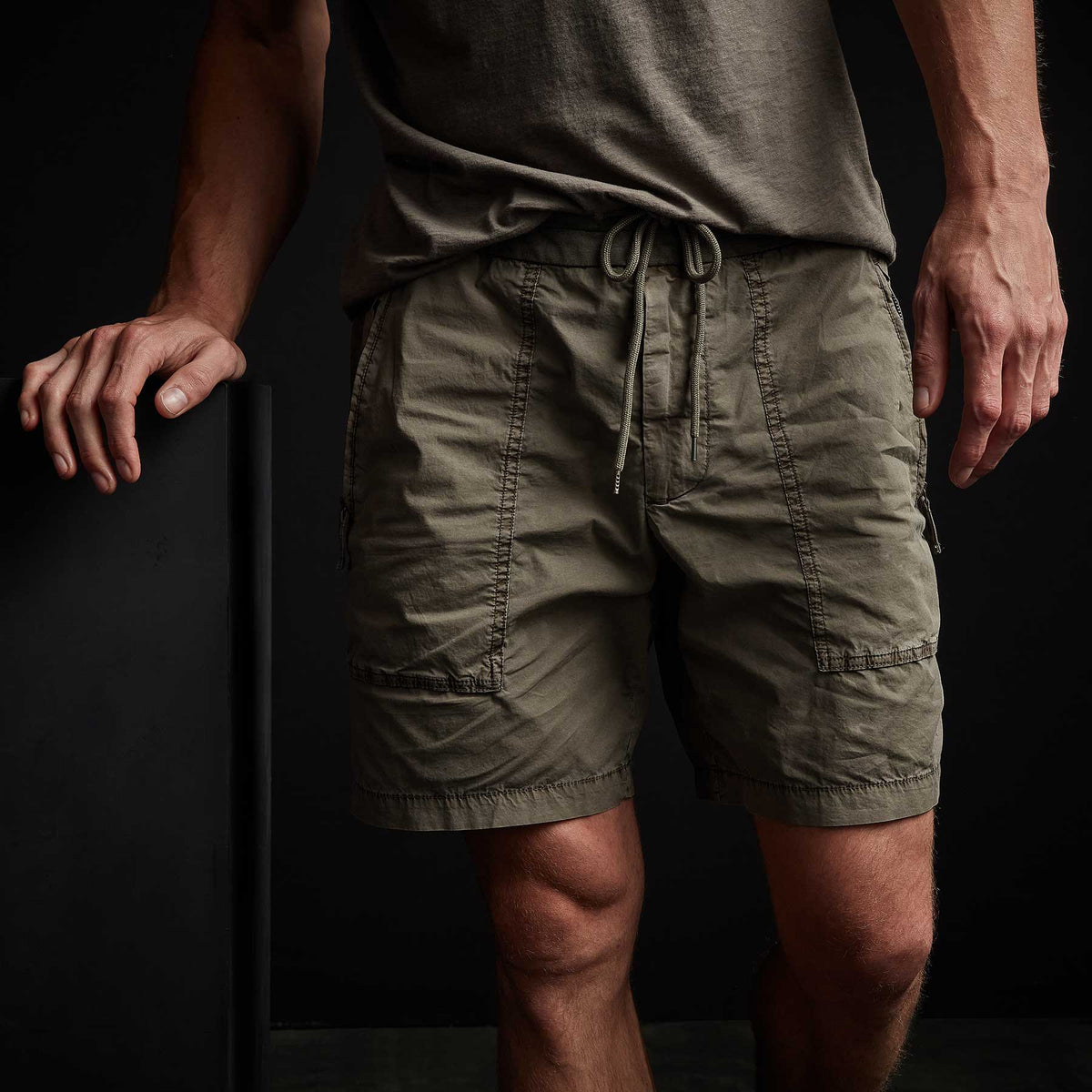 Zipper Pocket Short - Platoon Pigment | James Perse Los Angeles