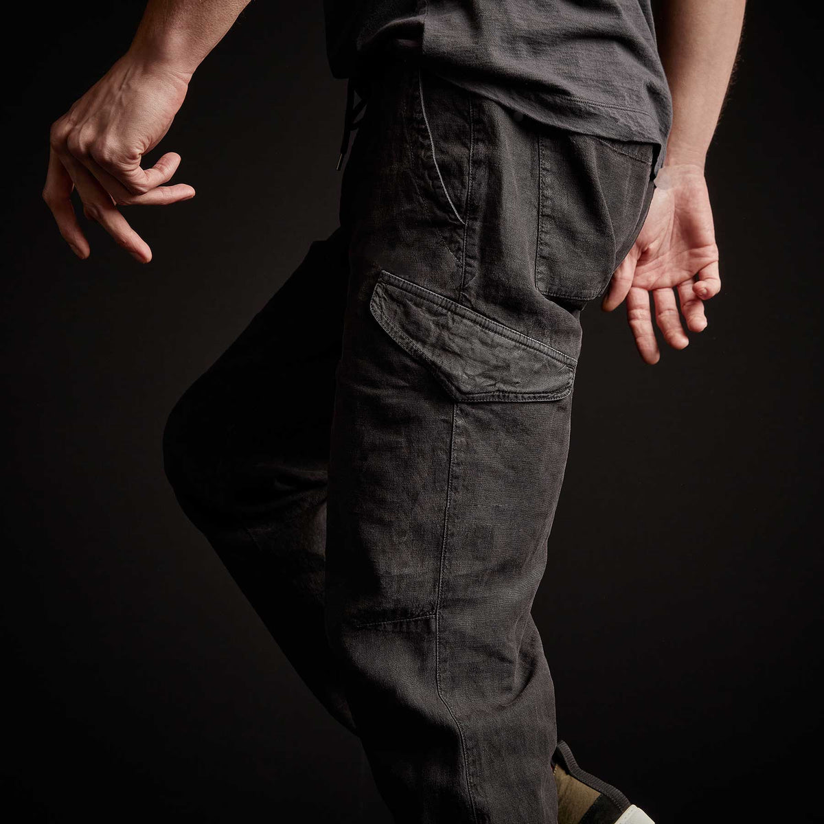 Slub Linen Cargo Pant - Magma Pigment | James Perse Los Angeles