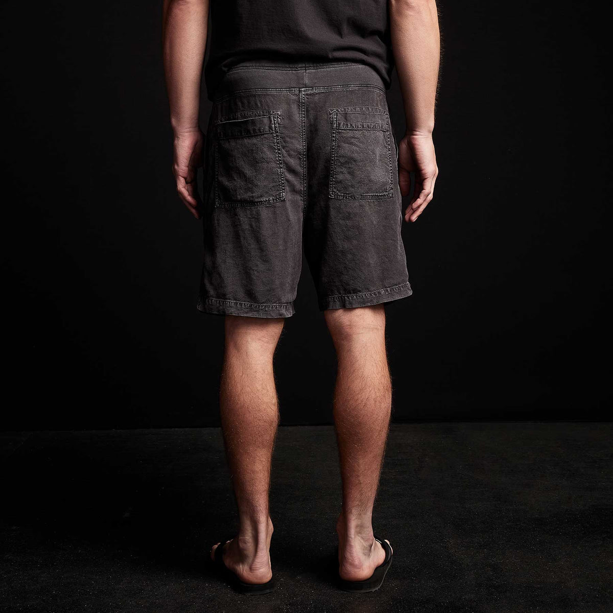 Linen Utility Short in Magma Pigment | James Perse Los Angeles 